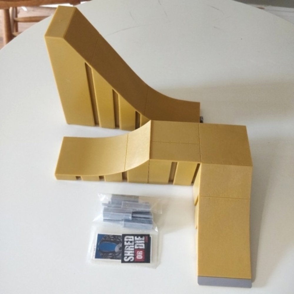 Retro Tech Deck build a park customizable 4 piece fingerboard skatepark y2k